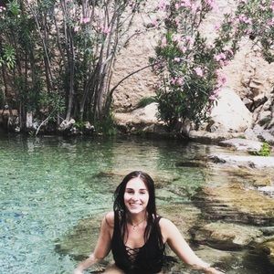 Meet your Posher, Beth